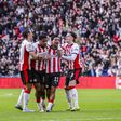 PSV sagra-se tricampeão no sofá