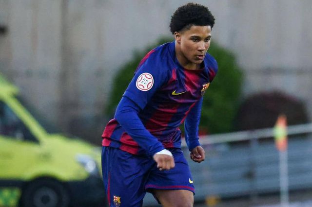Ajay Tavares em ação com a camisola do Barcelona - Foto: Ajay Tavares/Instagram