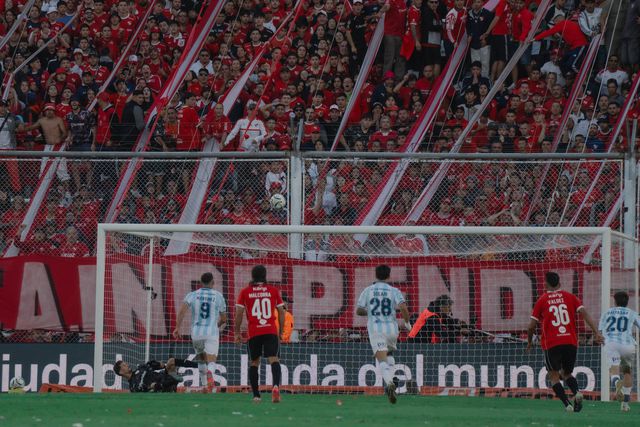 O momento do penálti falhado - Foto: Independiente