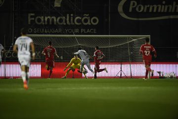 VÍDEO: Zaydou aumenta a vantagem para o Famalicão e cheira a novo campeão nacional