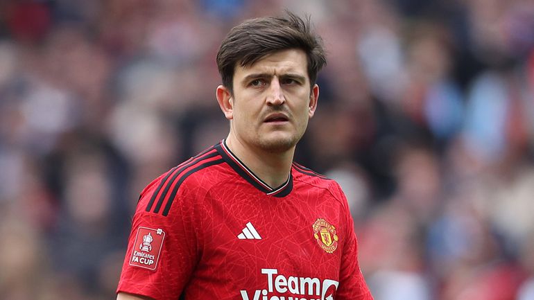 Man. United: Maguire lesionado e pode falhar resto da época
