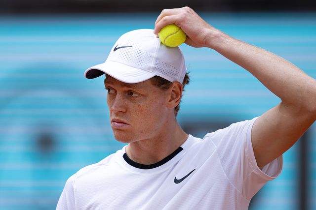 Jannik Sinner assume «decisão difícil» de não jogar em Roma