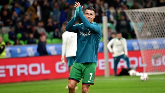 Ronaldo festeja título do Sporting: «Parabéns, campeões»