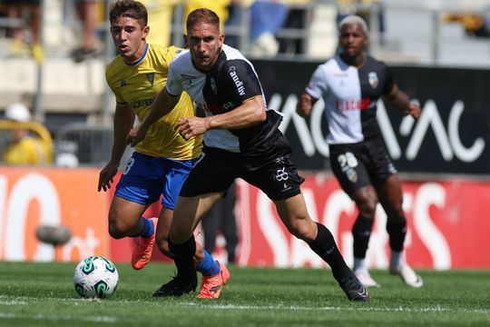 Farense-Estoril: siga aqui em direto