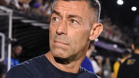 Caixinha empata com Flamengo, António Oliveira também não sai do nulo