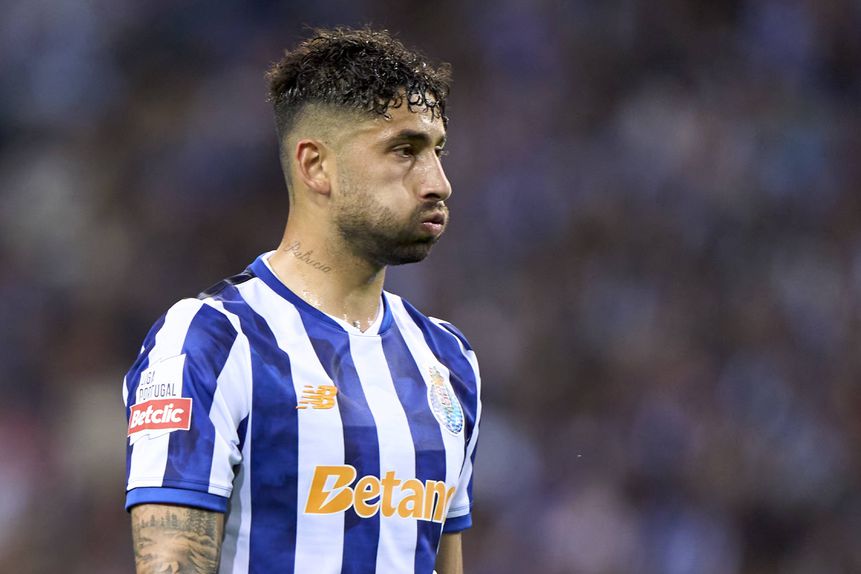 Alan Varela leva 42 jogos de dragão ao peito na época em curso