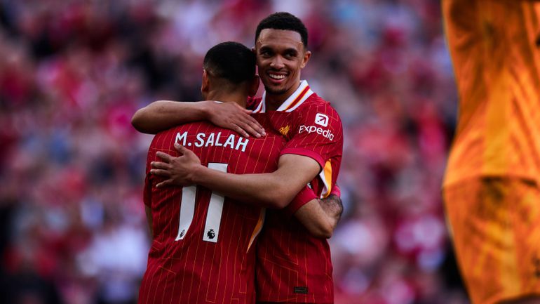 Trent confirma saída do Liverpool: «A decisão mais difícil da minha vida...»