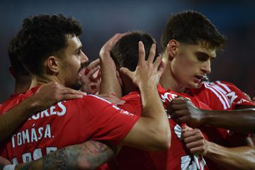 Ninguém ganhou mais títulos a receber um rival do que o Benfica