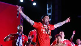 No Benfica, ninguém ganhou tantas Ligas como Otamendi