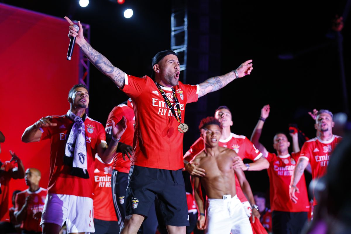 DÉRBI DOS DÉRBIS No Benfica, ninguém ganhou tantas Ligas como Otamendi