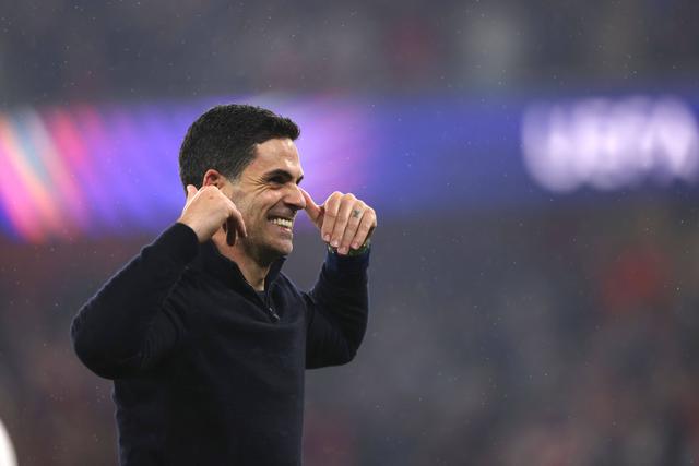 Arteta: «Se há pessoa que merece lugar neste sucesso é a minha mulher»