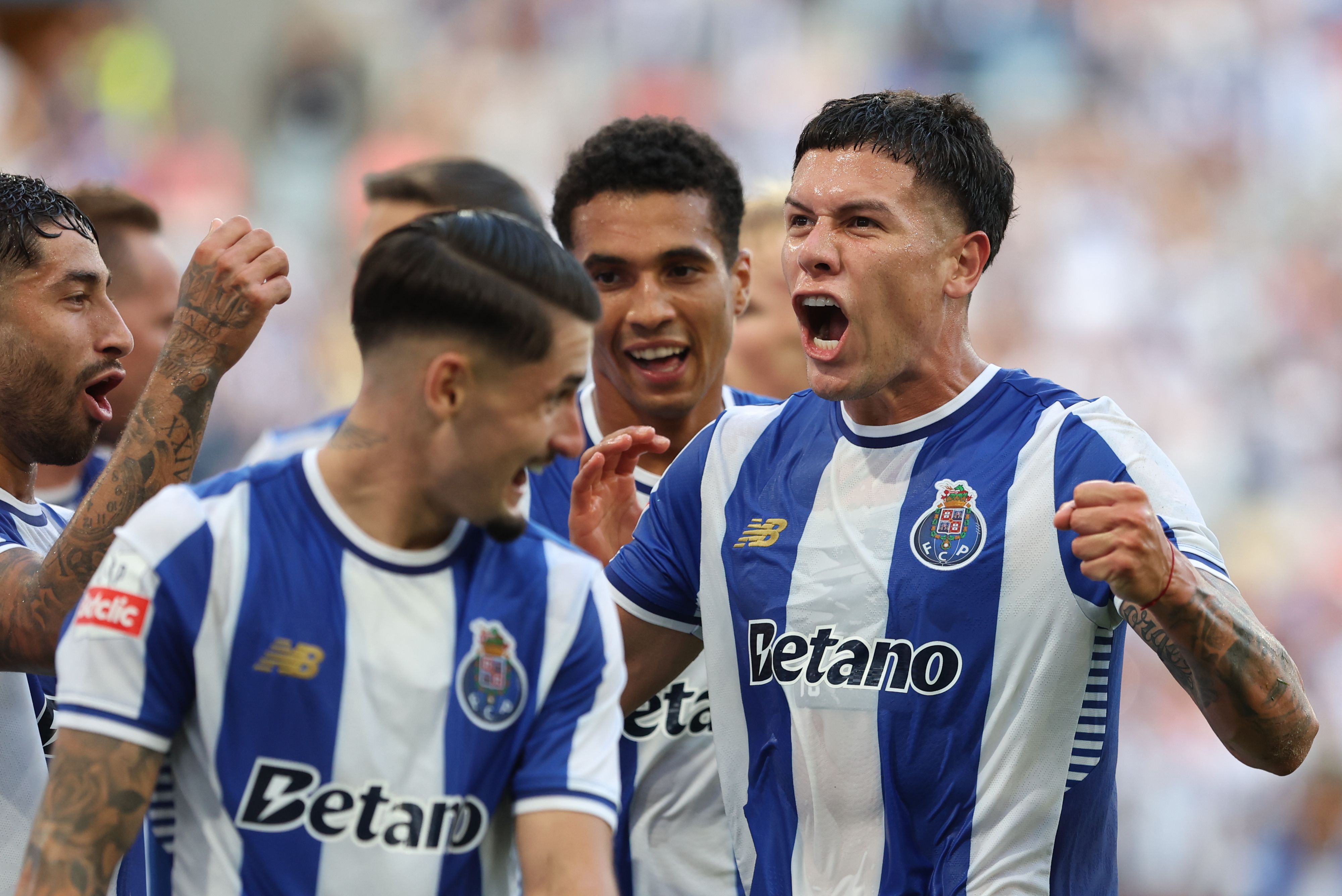 3 - Tal como Kiwior, Nehuén Pérez chegou primeiro por empréstimo e só depois foi comprado. Entre a taxa de cedência e a aquisição o FC Porto investiu 17,33 milhões, pagos à Udinese (foto: Catarina Morais/Kapta+)