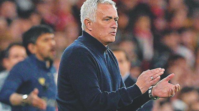 José Mourinho confirmou, a 24 de abril, que já estava a trabalhar na próxima época — Foto: IMAGO