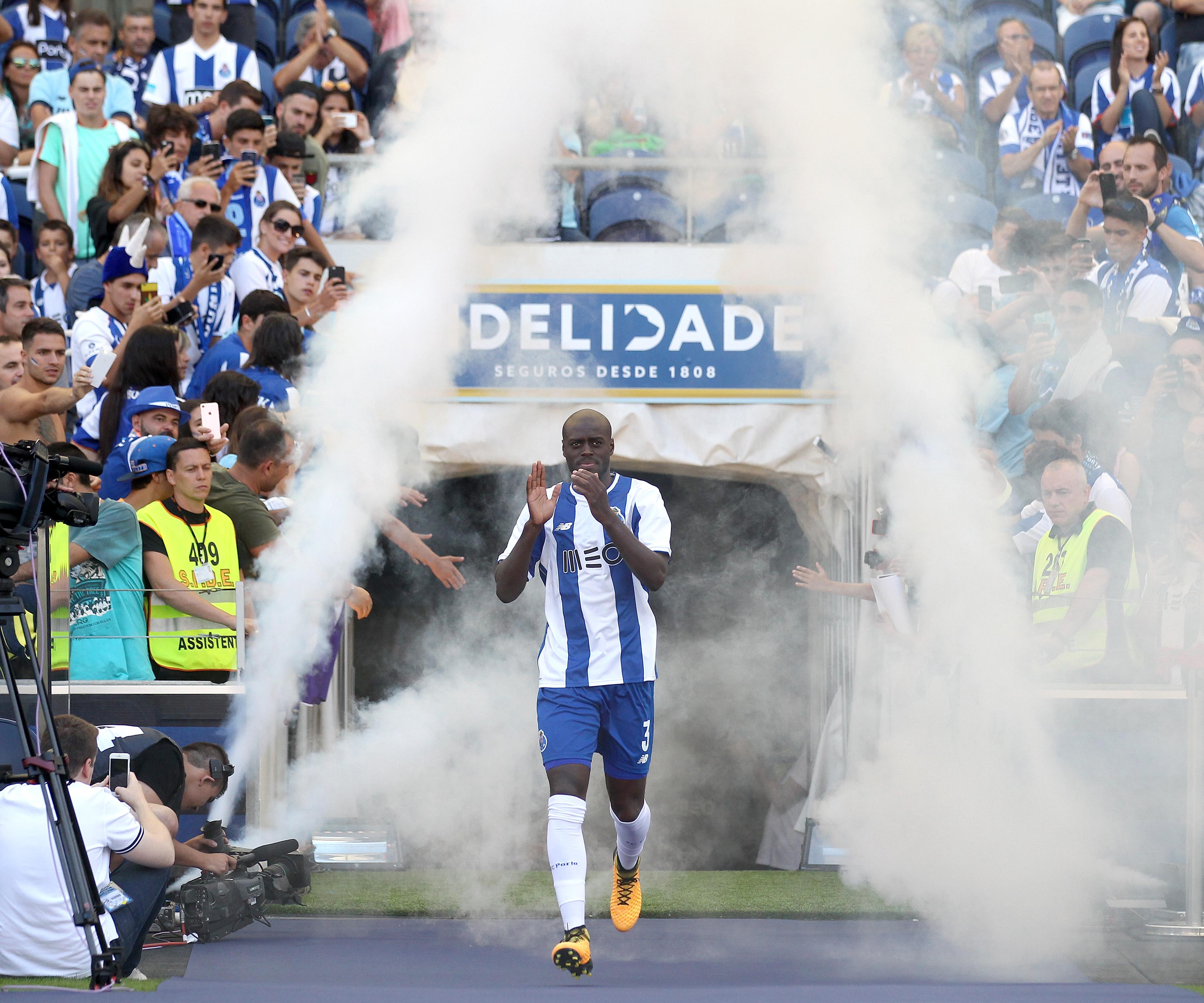 6 - Martins Indi jogava no Feyenoord quando o FC Porto o contratou por €7 milhões (foto: A BOLA)