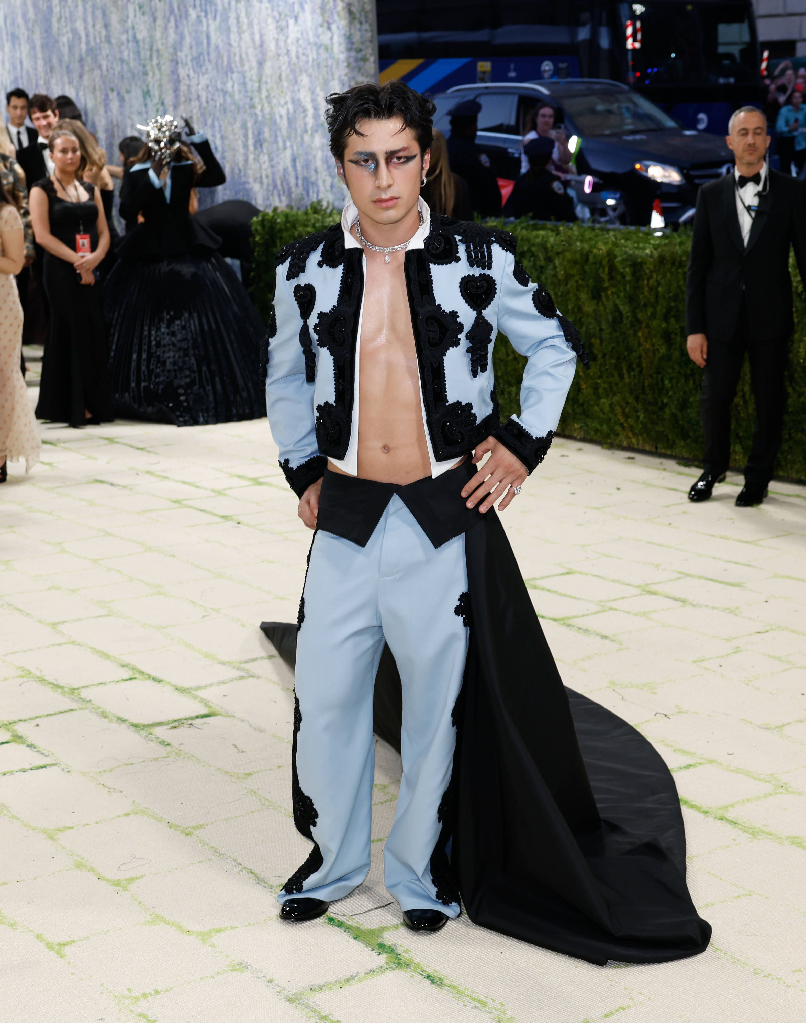 Hudson Williams na Met Gala  - foto: Imago