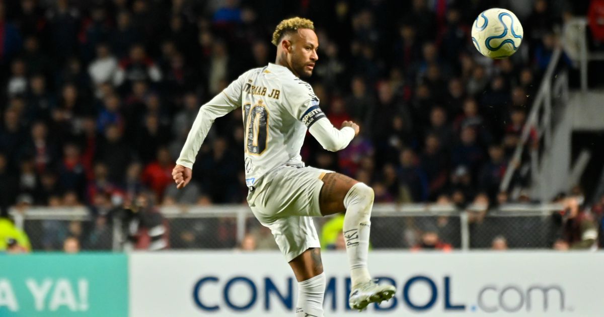 Pazes feitas? Neymar e Robinho Jr. jantam juntos