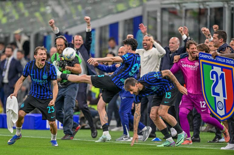 Inter (Itália). Vitória contra o Parma (2-0) selou conquista do Scudetto, a três jornadas do fim - Foto: IMAGO