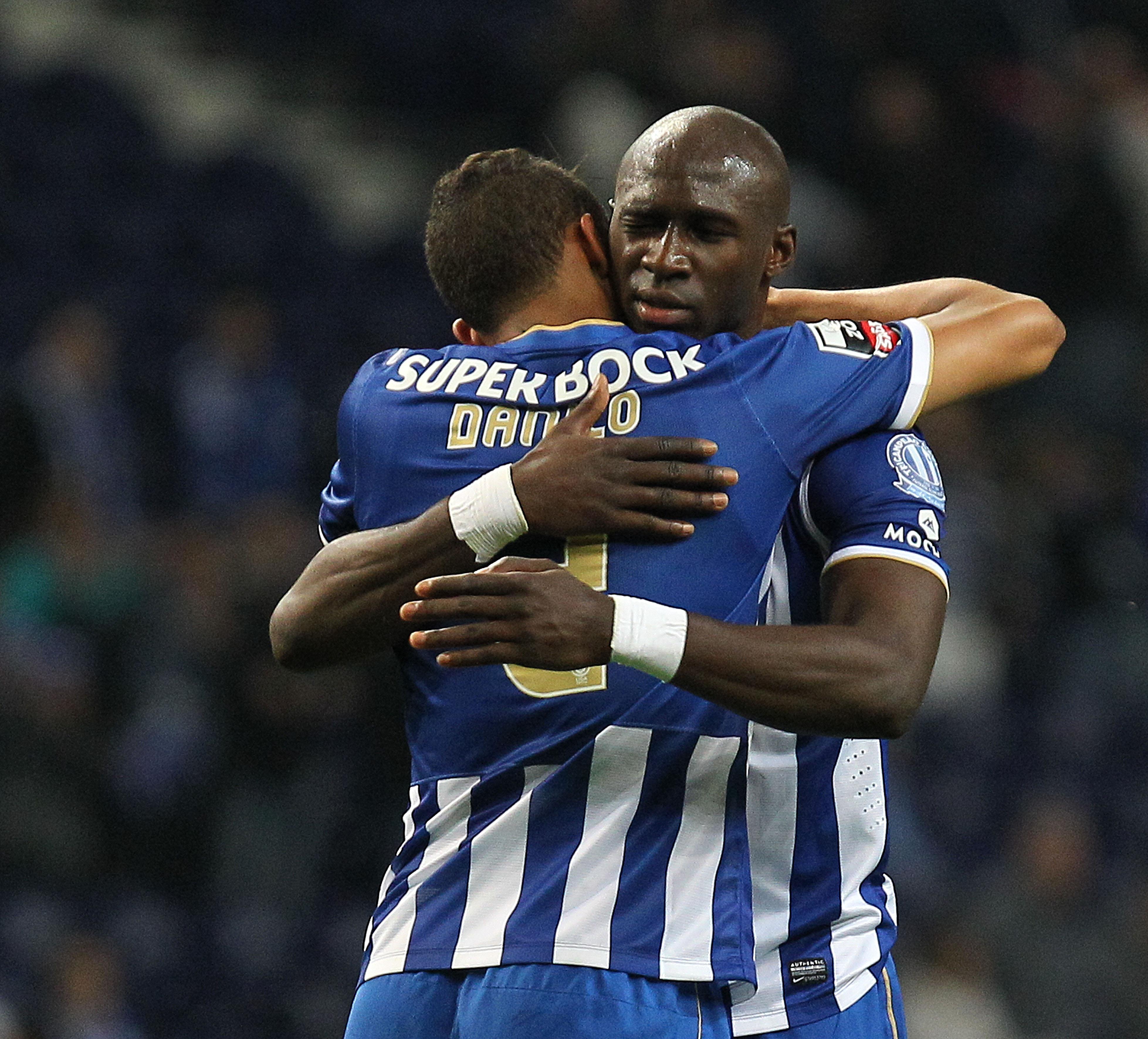 9 - Uma das melhores contratações do FC Porto. Mangala foi adquirido ao Standard de Liège por €6.7 milhões (foto: A BOLA)
