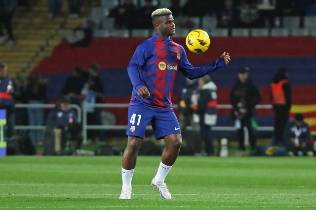 Mercado FC Porto: Faye, sim, mas sem cláusula de recompra