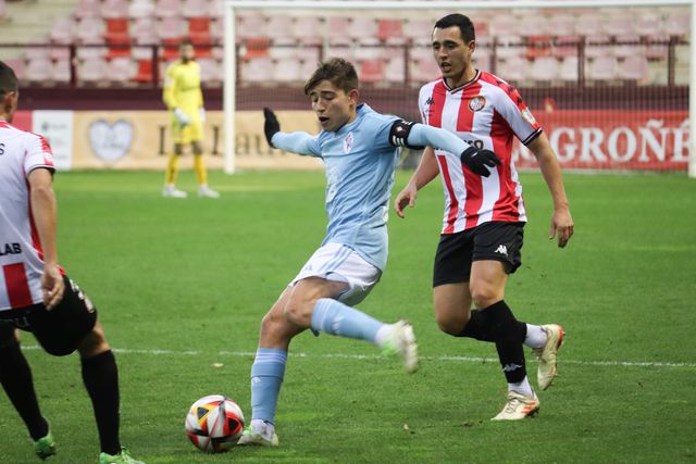 Em Espanha colocam avançado do Celta de Vigo na rota do Famalicão