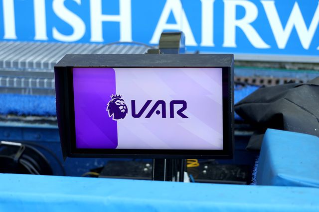 Premier League: análises no VAR demoraram em média 64 segundos