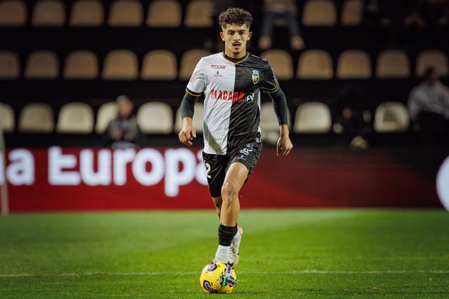 «Belloumi tem meia Europa atrás dele…»