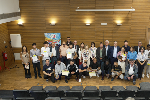 Todos os premiados e júri