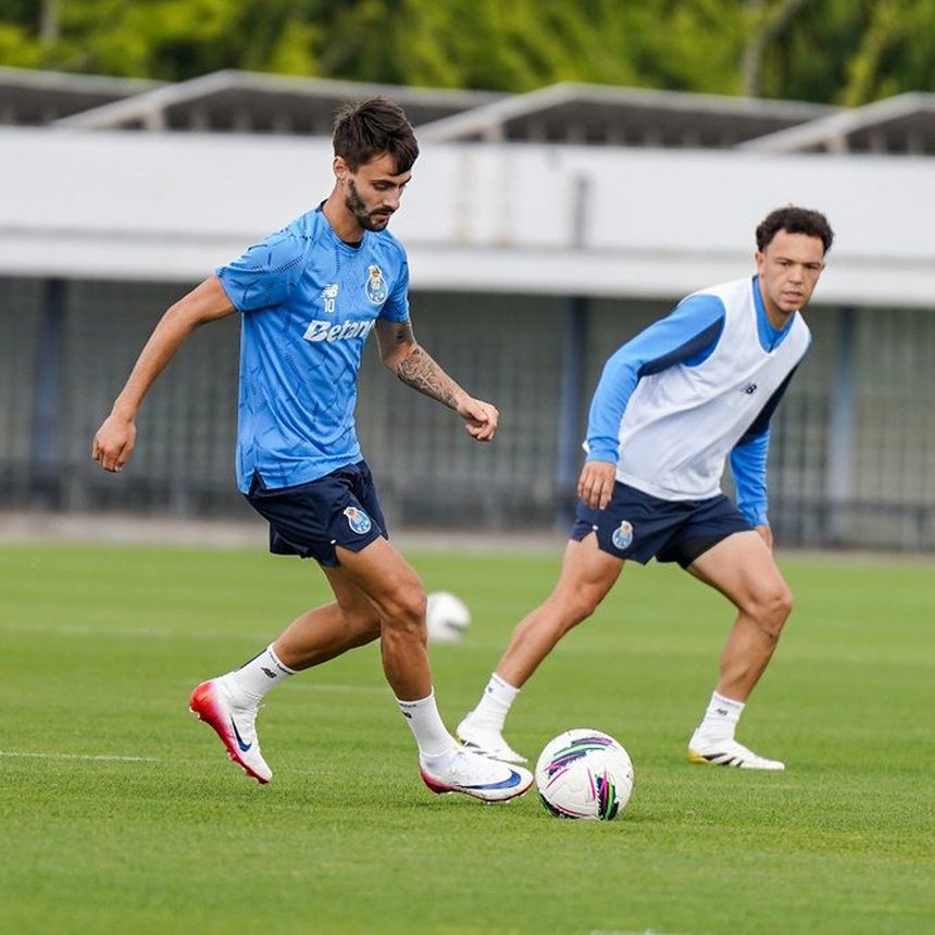 Fábio Vieira está clinicamente apto e pode dar o seu contributo à equipa no particular diante do Riga (Foto: FC Porto)