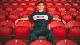 Mercado SC Braga: promessa da formação renova por três temporadas