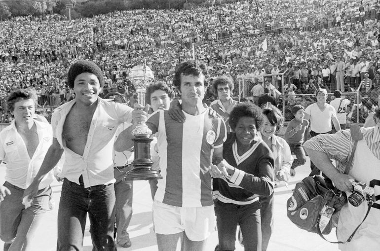 Neste dia em 1981: Mais uma festa da bola (e também da Taça)