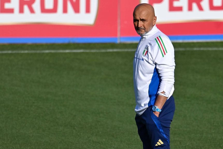 Luciano Spalletti, selecionador de Itália, no último treino antes do jogo desta sexta-feira, 6 de junho, em casa da Noruega a contar para a qualificação do Mundial-2026