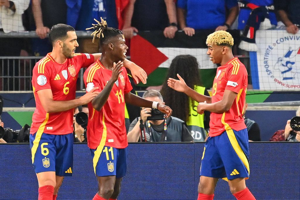 Espanha-França: que bem que joga esta Espanha...