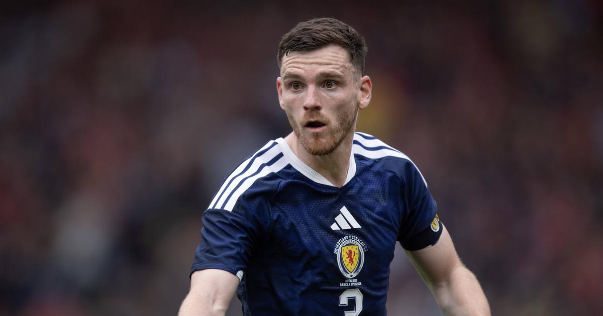 Oficial: Tottenham garante Andy Robertson a custo zero