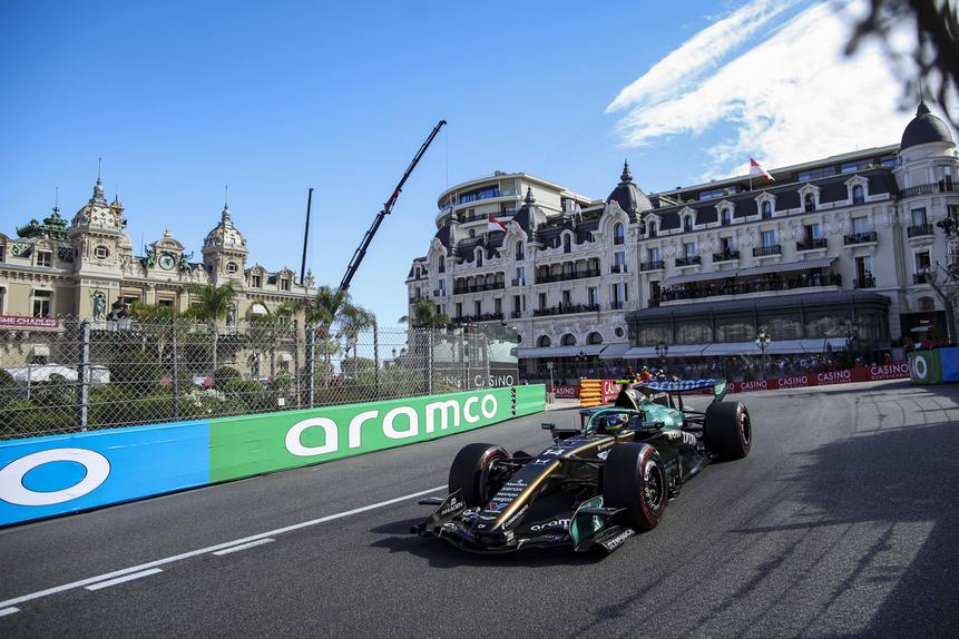 Fernando Alonso no Aston Martin