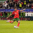 Portugal-França: siga em direto o jogo dos quartos de final