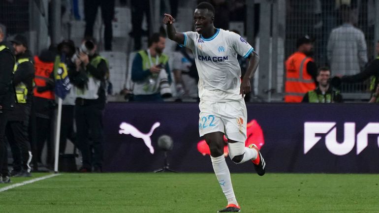 Oficial: Pape Gueye reforça Villarreal