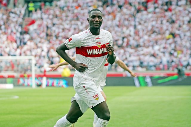 Dortmund garante goleador do Estugarda