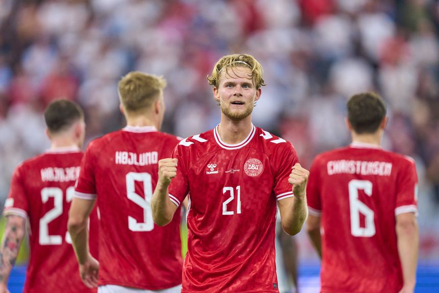 Morten Hjulmand também já marcou ao serviço da seleção da Dinamarca - Foto: IMAGO