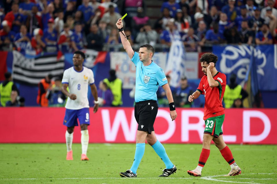 A análise de Duarte Gomes à arbitragem do Portugal-França