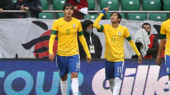 Kaká afirma que Neymar «foi o melhor do mundo em vários momentos»