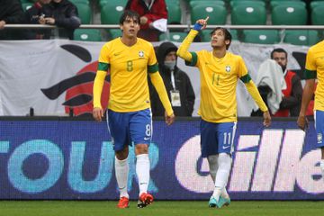 Kaká afirma que Neymar «foi o melhor do mundo em vários momentos»