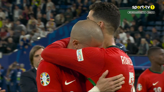 Vídeo: Pepe em lágrimas abraçado a Cristiano Ronaldo