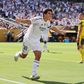 Real Madrid sobrevive a final de loucos e segue para as 'meias'
