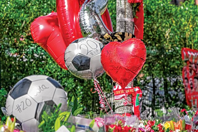 Sucederam-se manifestações de pesar pela morte dos irmãos Diogo Jota e André Silva