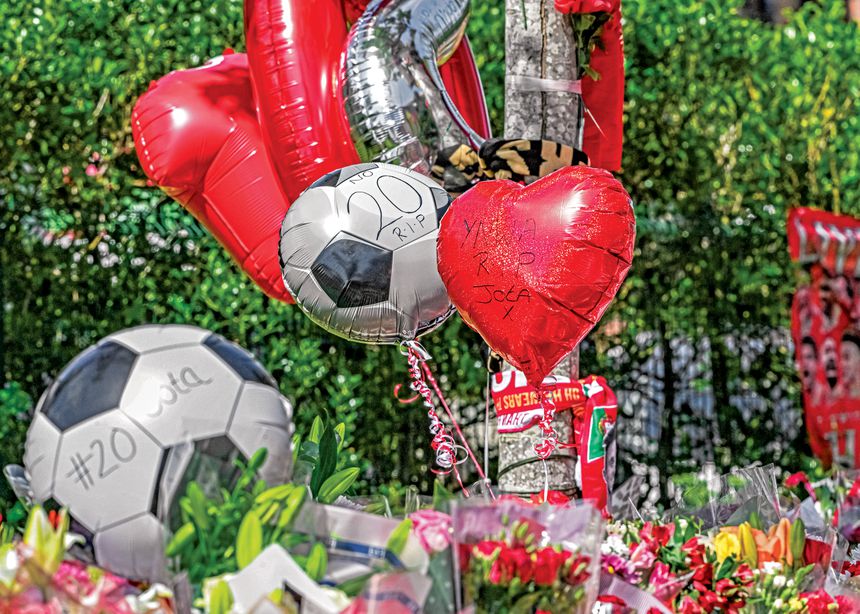 Sucederam-se manifestações de pesar pela morte dos irmãos Diogo Jota e André Silva