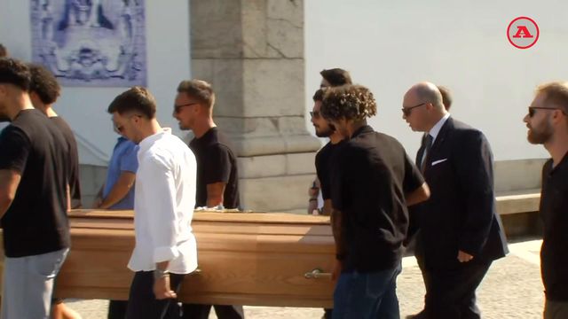Cortejo fúnebre de Diogo Jota e André Silva para a igreja de Gondomar
