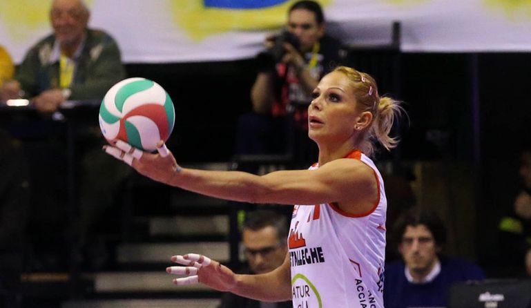 Lenda do voleibol regressa à competição aos 47 anos