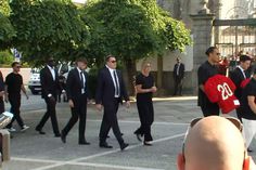 Van Dijk e Robertson lideram comitiva do Liverpool no funeral de Jota