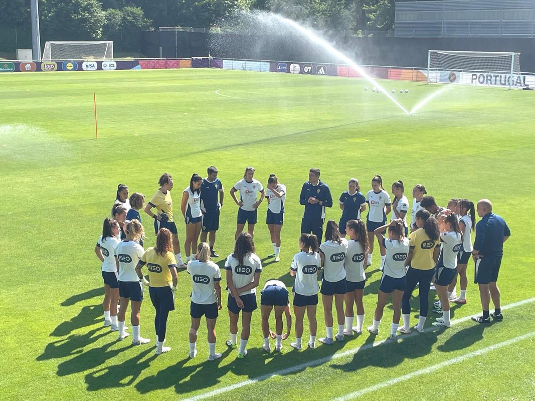 Europeu feminino: «Acreditem», pede Francisco Neto