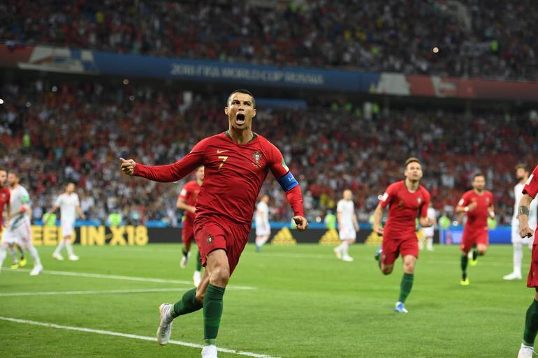 Cristiano Ronaldo, 4 golos, com um 'hat trick' no Mundial 2018, mais um num particular em 2010 (Foto: ASF/Helena Valente)